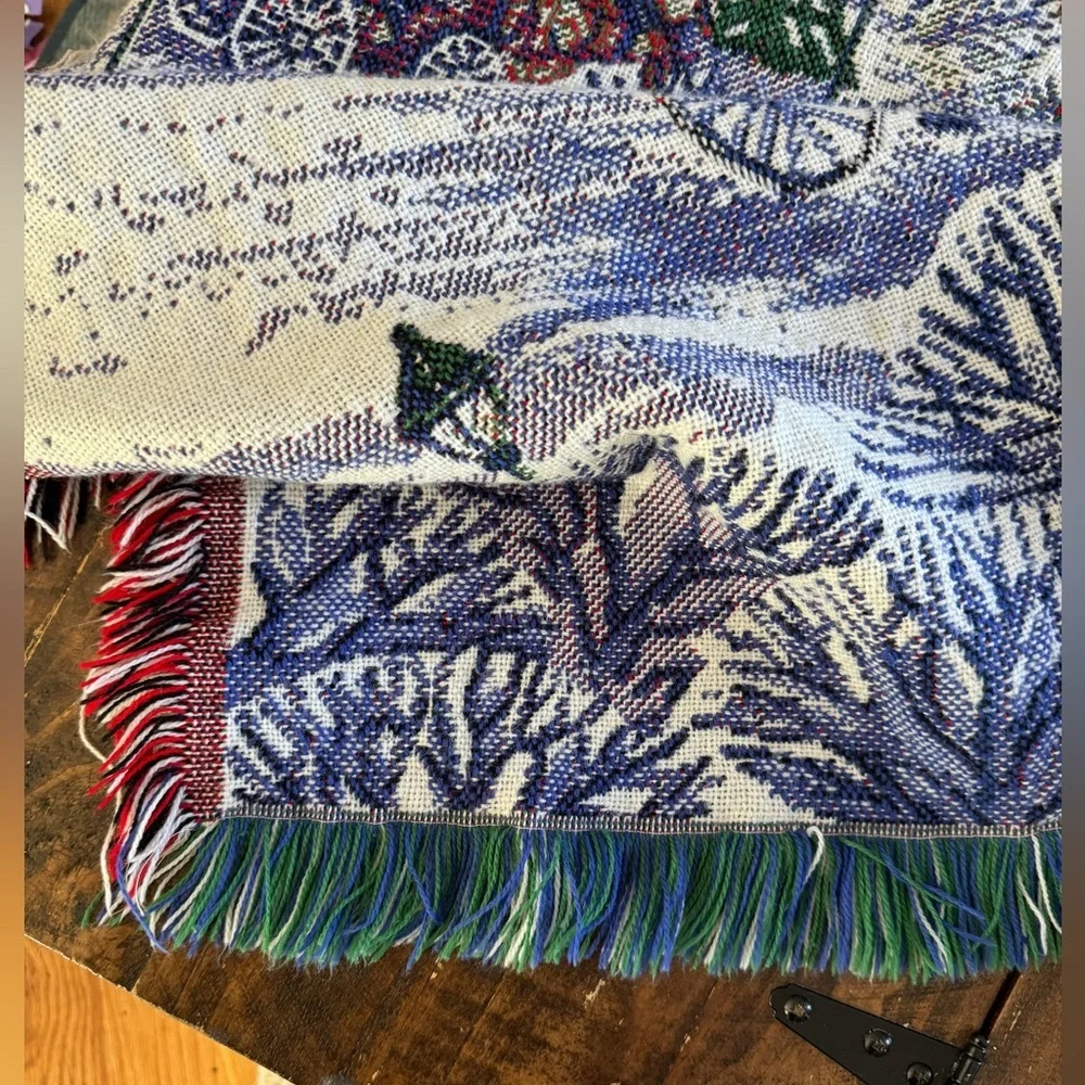 Chatham Christmas Blanket Throw Collectible 58x48” City‎ Skyscrapers Snow Horse